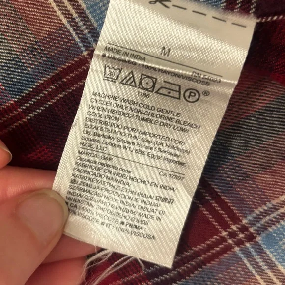 Gap X Pendleton Button Down - Picture 3 of 4